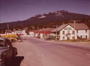 Clinton Hotel c 1952 53 2.jpg