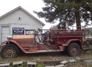 1925 clinton fire truck.JPG